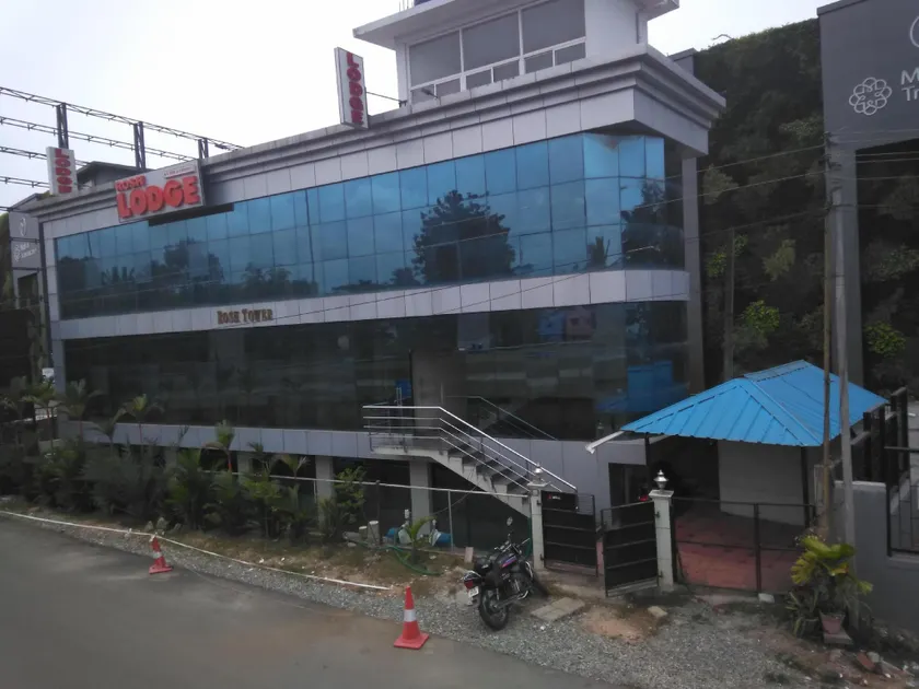 Rosh Tower - Image 1