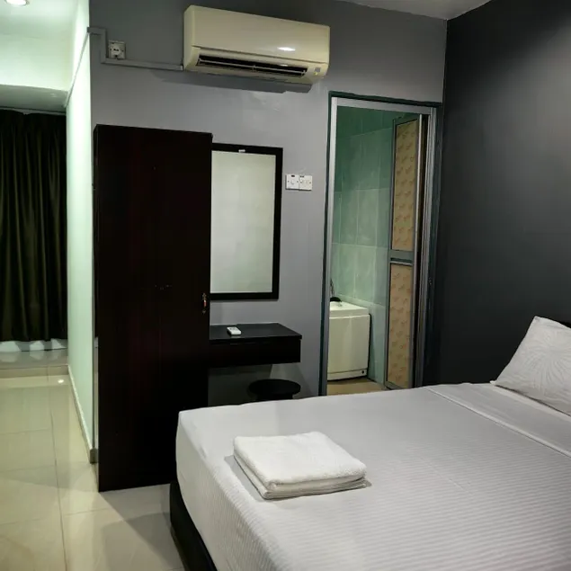 OYO 90849 Hotel Hanarilla - Image 1