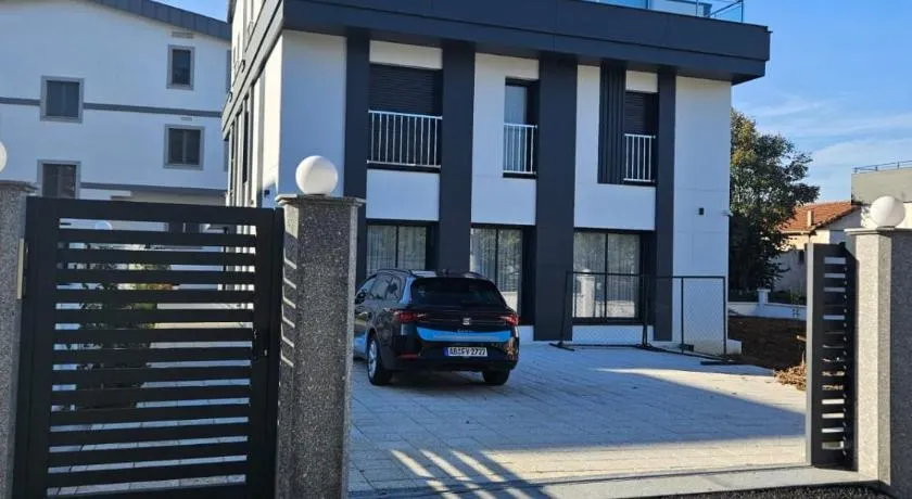 Modern Apartment in very quiet location in Darıca, Istanbul - Image 1