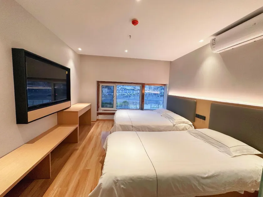 99 Best Hotel (Beijing Railway Station Plaza) - Image 1