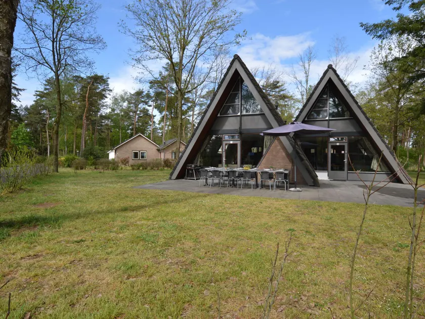 Unique Holiday Home in Stramproy near Forest - Image 1