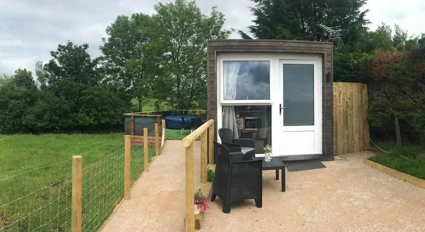 Fallburn Hideaway - Image 1