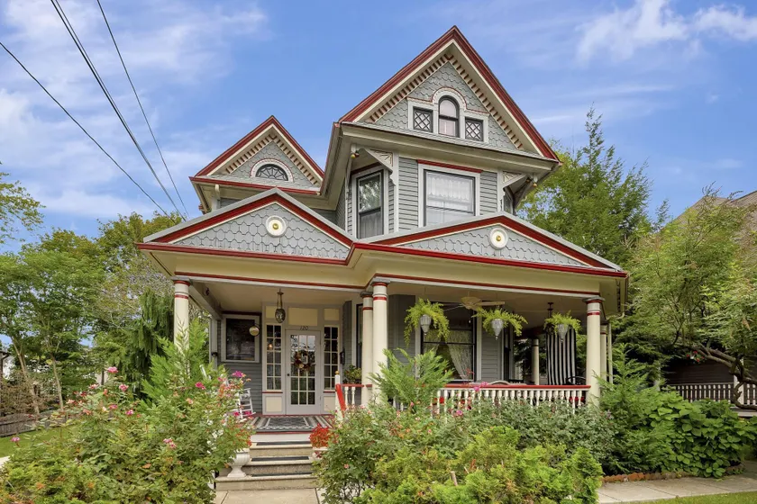 The Inn on Holly - Image 1