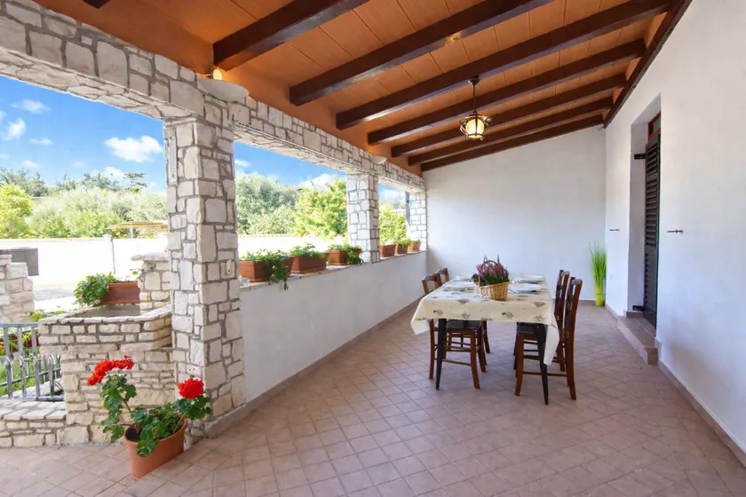 Comfy holiday home in Zambratija - Image 1