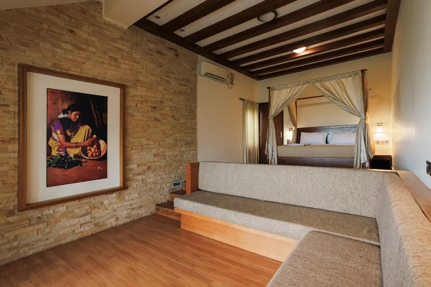 Kundapura Homestay: Deluxe AC Rooms by the Beach - Image 1