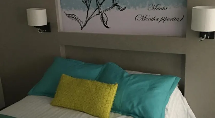 Herbal Inn Suites - Image 1