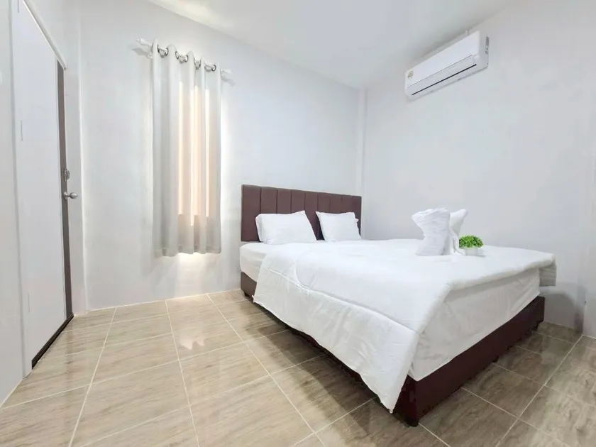อรินรีสอร์ท Arin Resort - Image 1