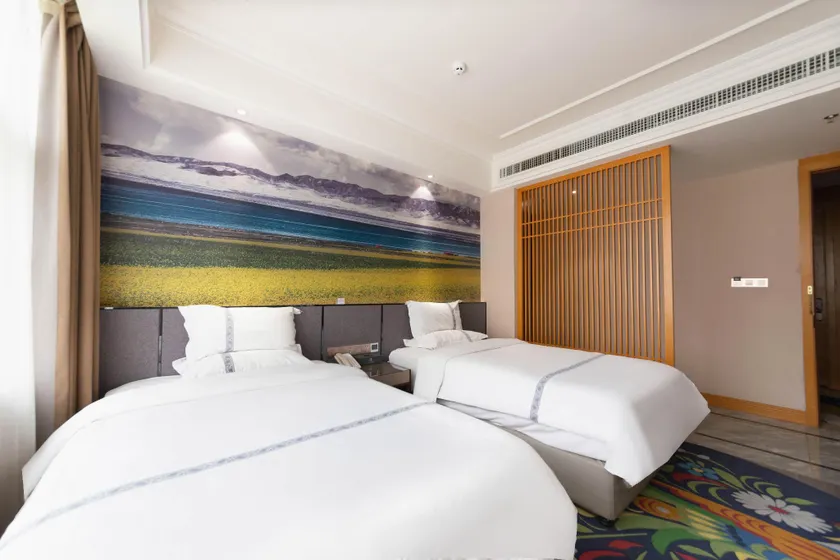 Leyue Smart Hotel - Image 1