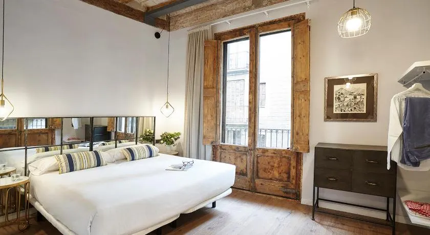 AinB Gothic-Jaume I Apartments - Image 1