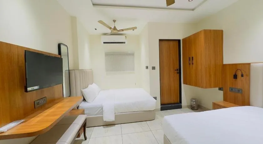 Hotel AERO INN - Image 1