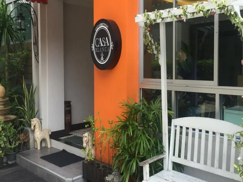 Casa Blanca - Image 1