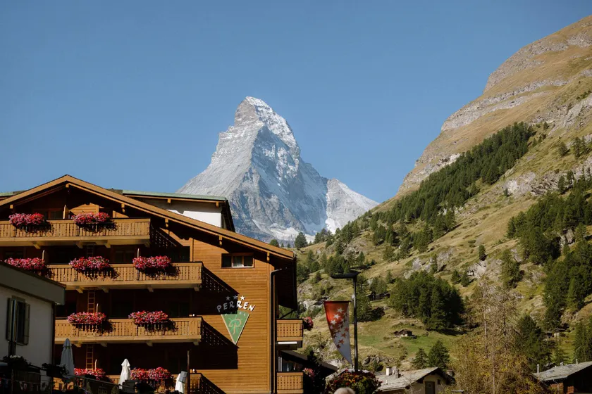 Hotel Perren Superior - Image 1