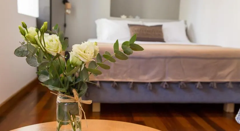 Sofita Hotel - Image 1