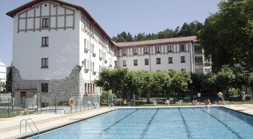 Hostal Ayestaran II - Image 1