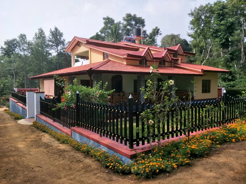 Whistling Woods Farm Stay - Image 1