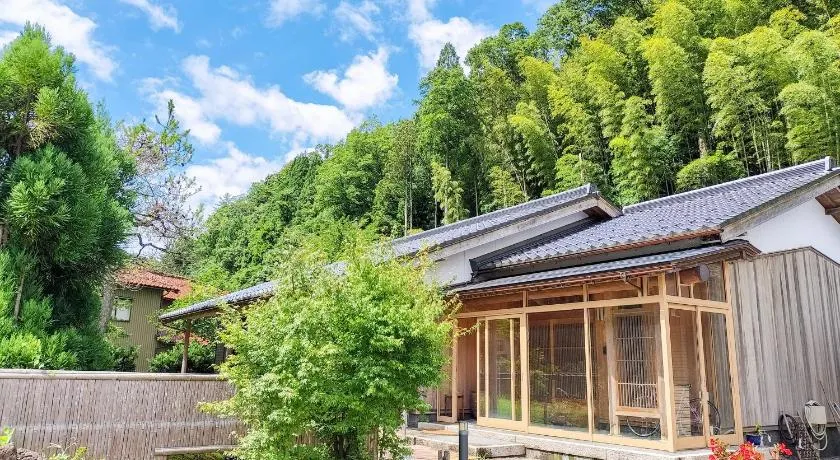 ひぐらし山荘 - Image 1