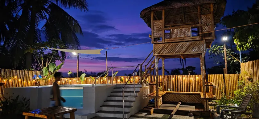Lagkaw Pool Villa - Image 1