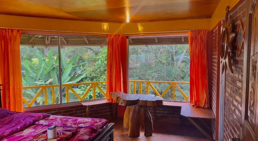 Swindo Homestay 77, Room 1 - Image 1