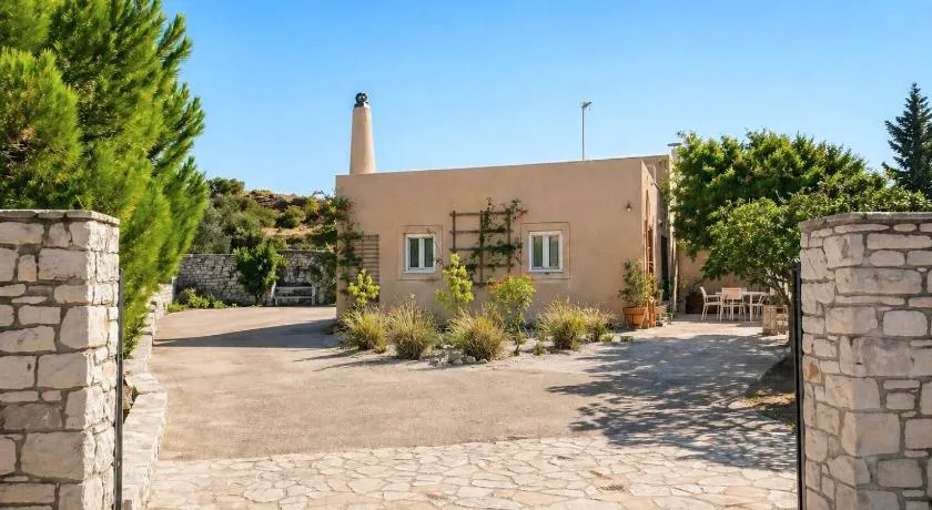 KYTHIRA ISLAND RETREAT - Image 1