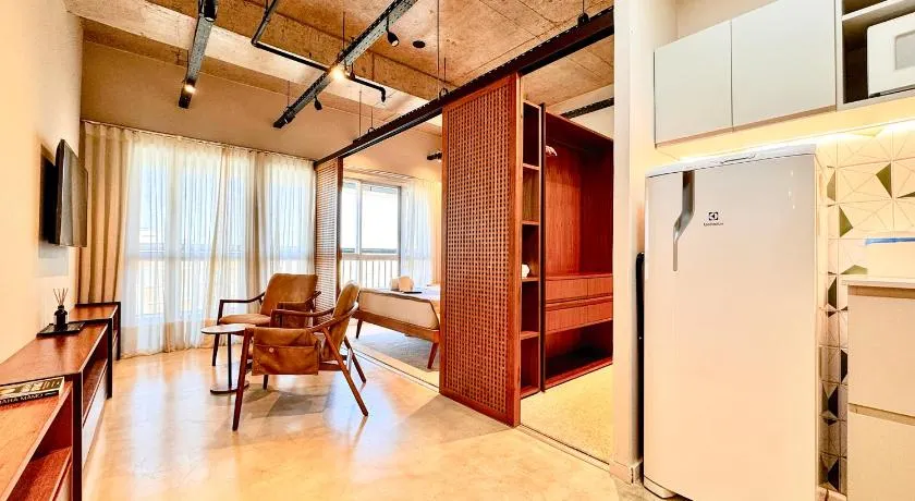 Flat Central com Academia, Piscinas e Sauna - Image 1