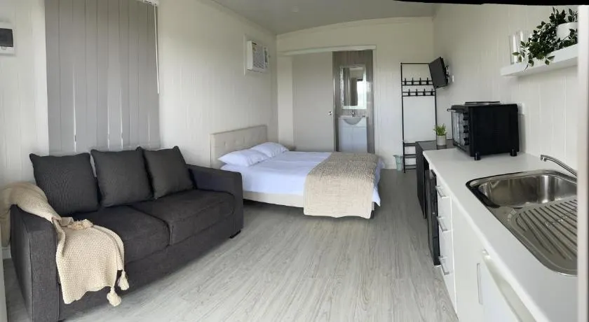 Mountview Wines and Accommodation - Image 1