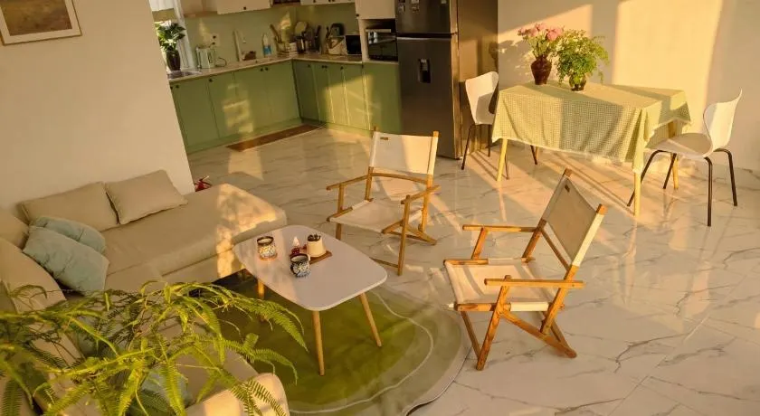 COZY HOME - Green kitchen with 2 bedrooms - Image 1