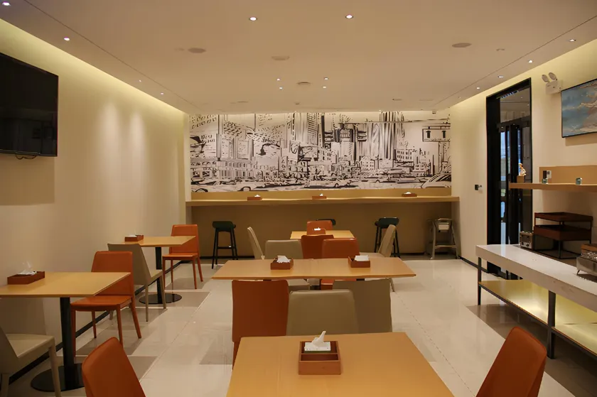 City Comfort Inn Wuhan Changfeng Avenue 3rd Hanxi Road - Image 1
