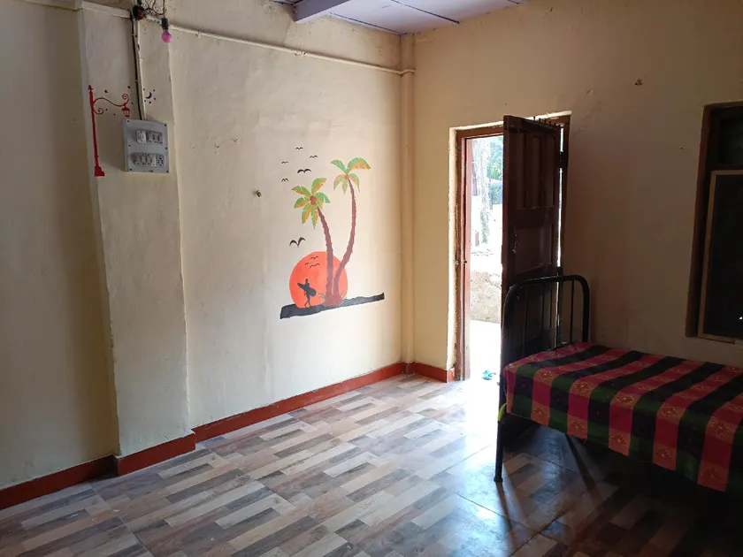 Parvati Niwas Homestay -5 Mins walking frm Revdanda Beach & Fort -Free Wifi & Coolers - Image 1