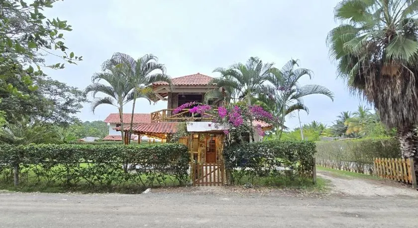 Casa vacacional Playa y Campo familiar - Image 1