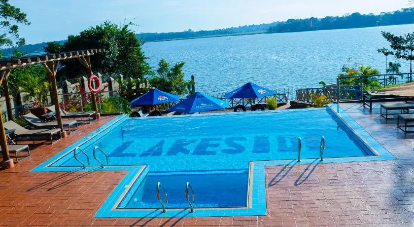 The Lakeside - Image 1