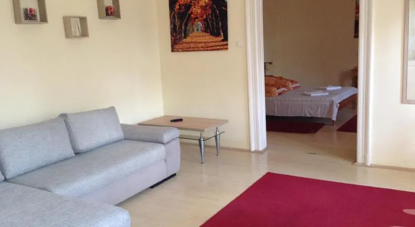 Péterfia Apartman - Image 1