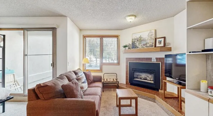 Ski-in Ski-Out Winter Park Condo - Image 1