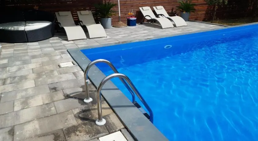 Haus Rita private Pool 4 person 2badroom - Image 1