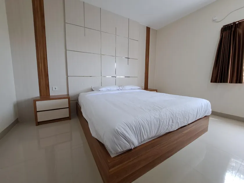 Pillow Guest House - Image 1