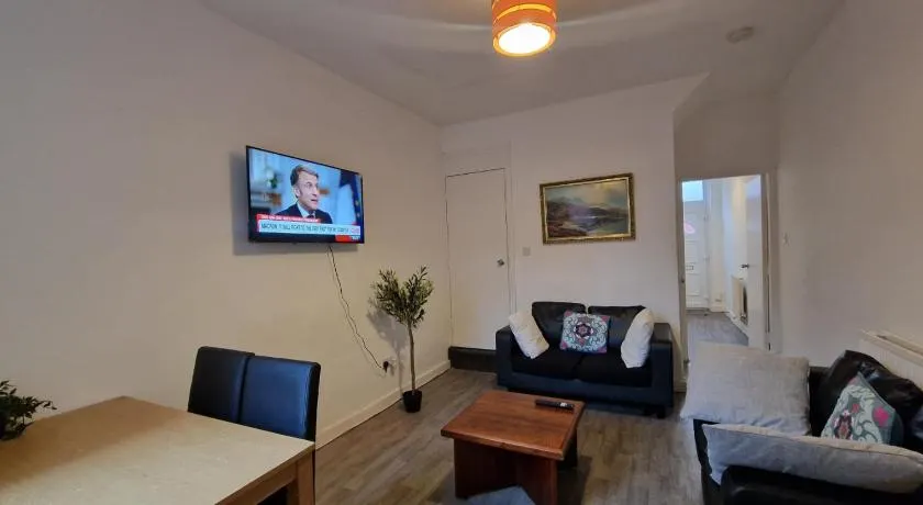 Nice Living Serviced Accommodations 10 - Image 1