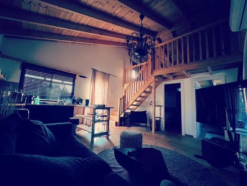 Exclusive Wooden cabin - Image 1