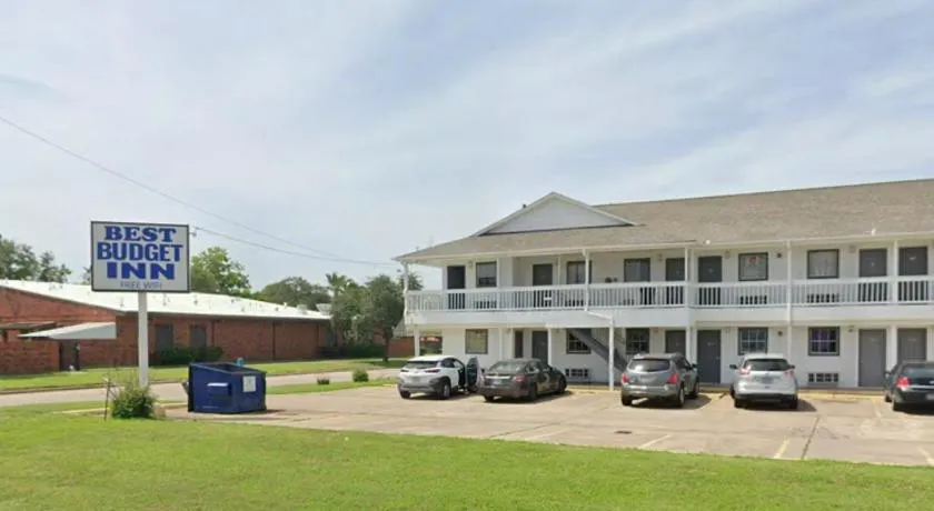 Best Budget Inn - Image 1