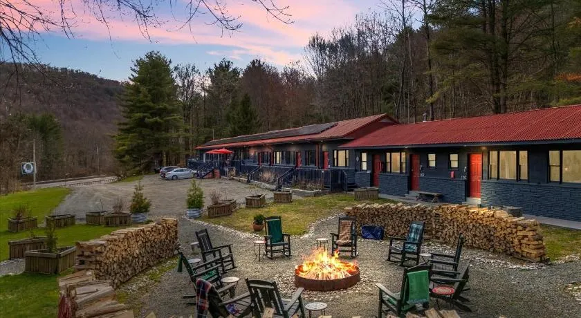 Green Acres Retreat  - Image 1