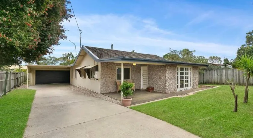 Pebble Cottage - Image 1