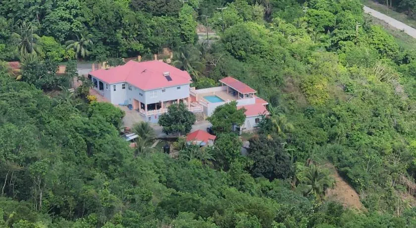 LE BLANC HIDEAWAY - Image 1