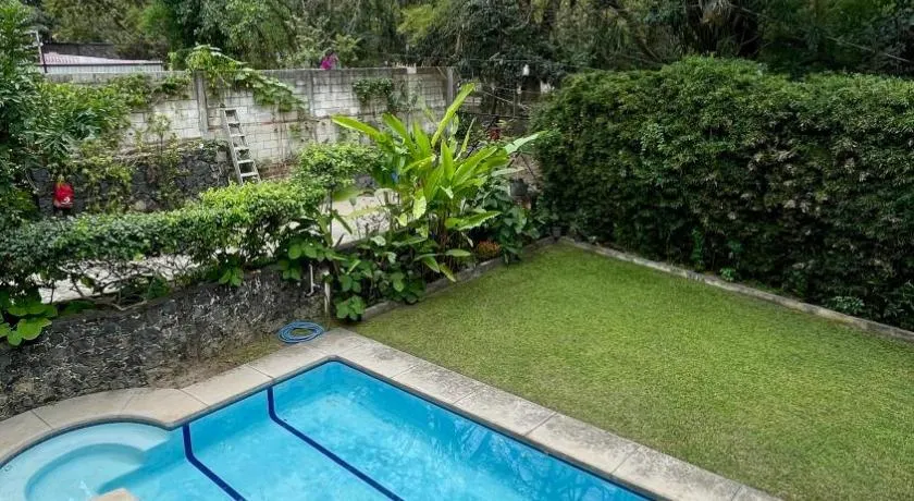 Hospedaje Los Pavo Reales - Image 1