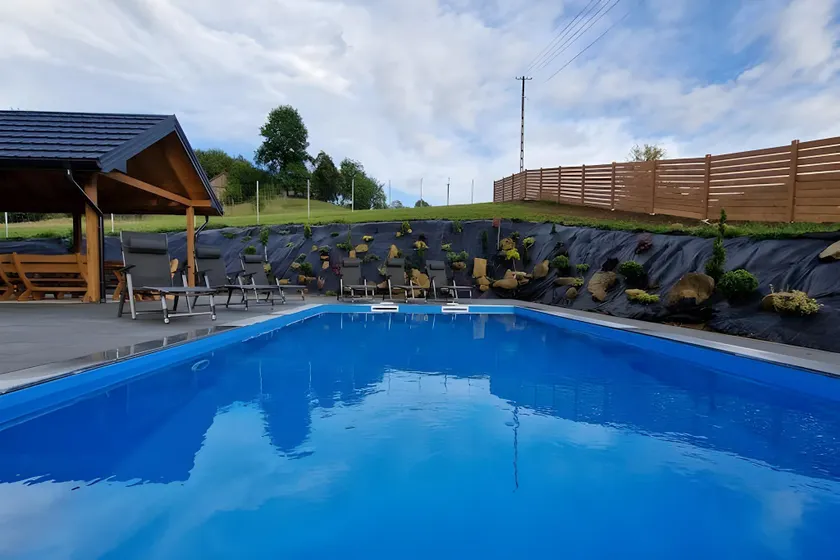 Holiday Home Wisniowa with Pool and Mountain Views - Image 1