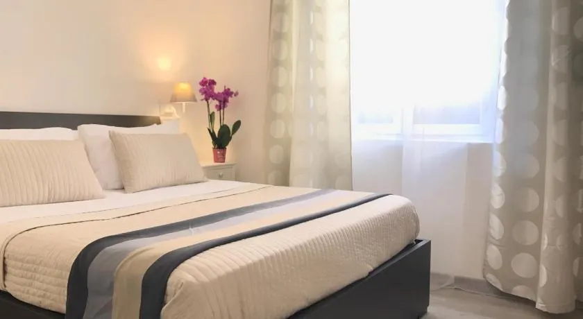 Angolo di Roma Guest house - Image 1