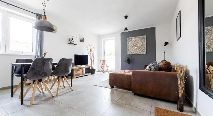 Workers Apartment in Gronau - 2 Bedrooms - 5 Single Beds - Image 1