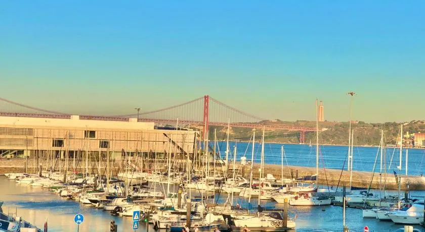 Frank's House & Happy BELEM - Image 1