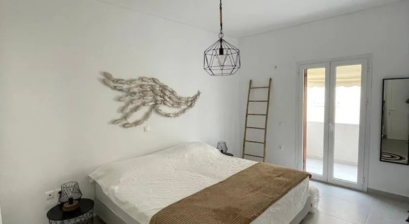 Lovely 2-bedroom apartment in the heart of Ermioni - Image 1