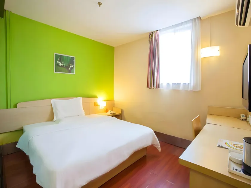7Days Inn Changsha Wuyi Avenue Yunajialing Metro Station - Image 1