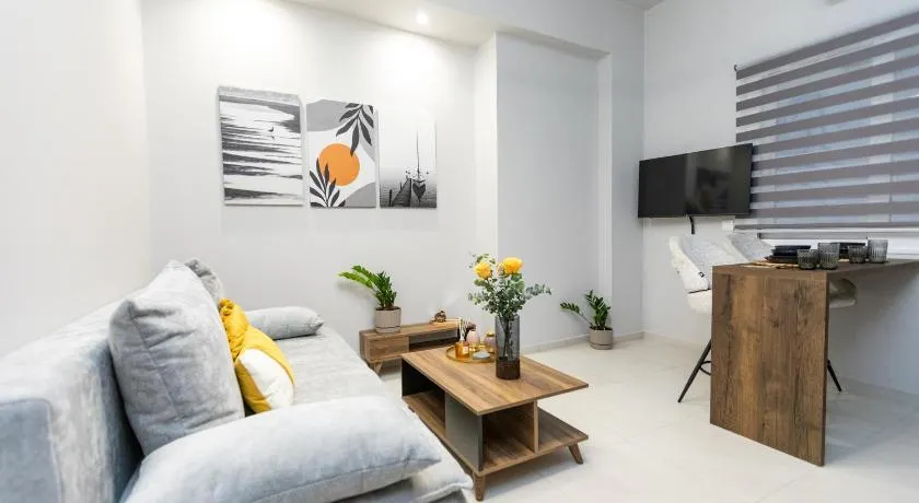 Breeze Apartments Megara - Pulse Suite - Image 1