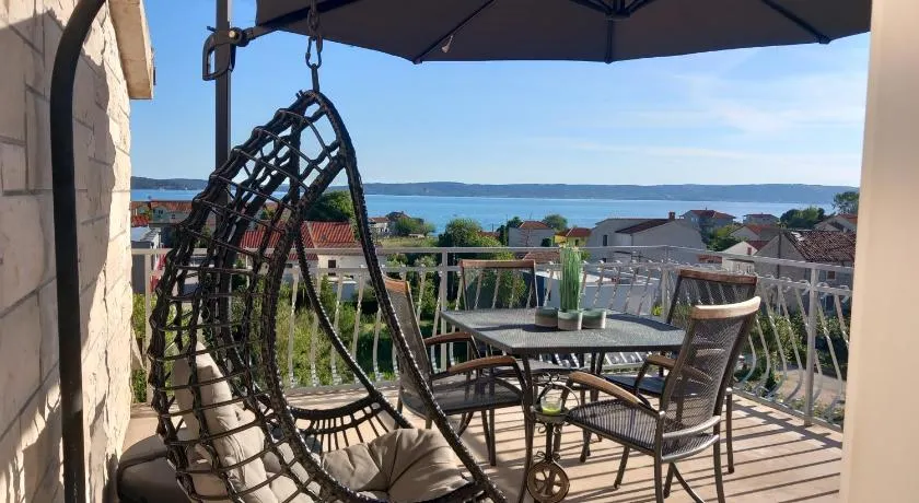 Barun apartments Kastela - Image 1