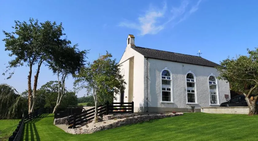 Mullarts Church -The Glenann Apartment - Image 1